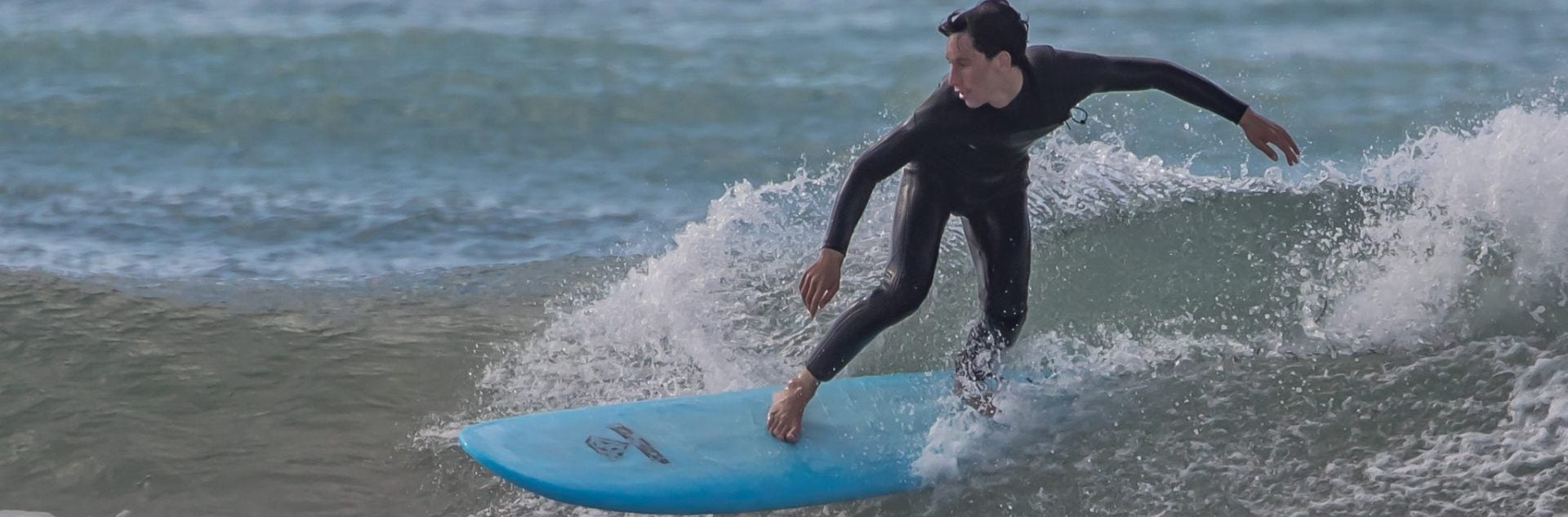 קייטנת גלישה לנוער