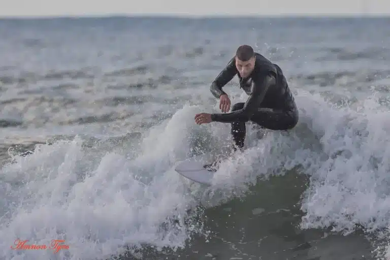 חוג גלישת גלים למבוגרים